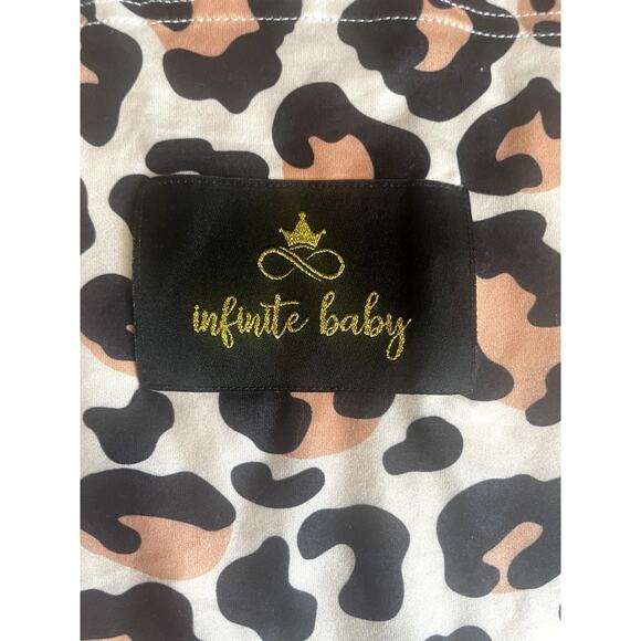 Infinite Baby - Car Seat Cover & Nursing Cover - Leopard Print - Picture 3 of 4